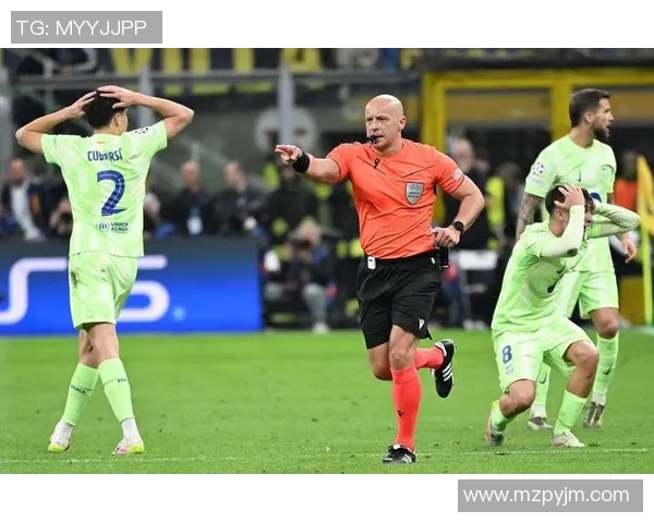 欧冠决赛裁判引发热议曾执法世界杯决赛的名哨面临质疑