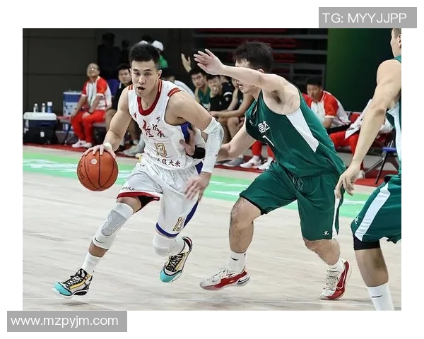 郭艾伦带领中国男篮奋勇拼搏力争在国际赛场上再创辉煌