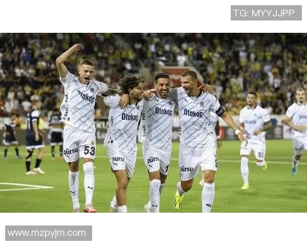 里昂主场迎战贝西克塔斯双方争夺欧战小组出线关键战