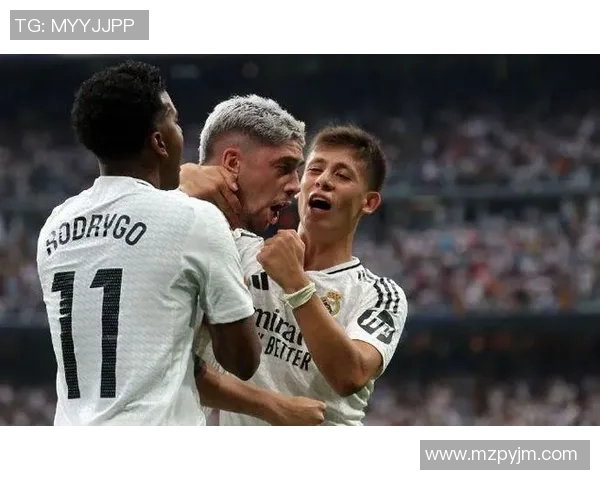 皇马主场空场迎战华沙军团球迷缺席的焦灼对决