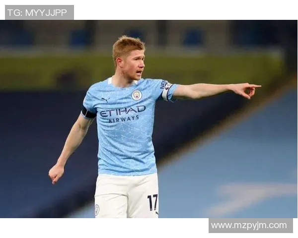 马丁内利的崛起之路:从青涩小将到足球场上的明星球员 马丁内利的崛起之路:从青涩小将到足球场上的明星球员