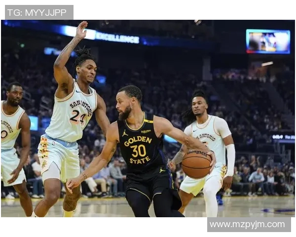 马刺惨遭勇士狂虐102比141球队状态堪忧需尽快调整