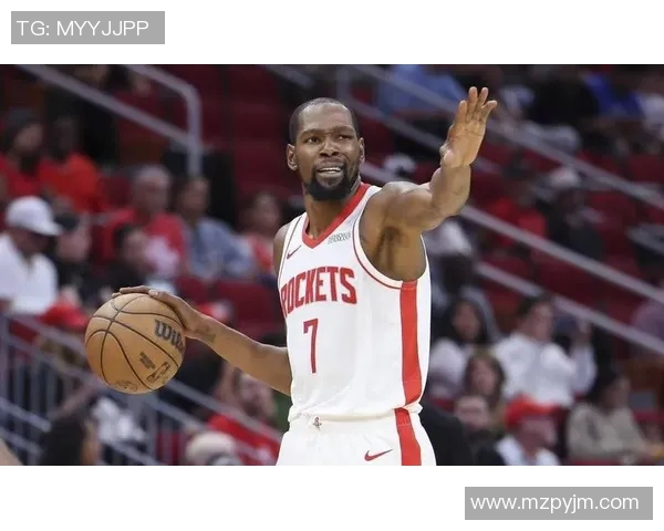 2019年火箭队与爵士队激战回顾球场上的精彩瞬间与战术较量