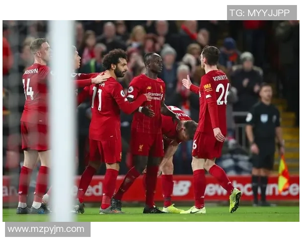 利物浦与斯旺西比赛中乌龙球引发热议球迷纷纷讨论精彩瞬间 利物浦与斯旺西比赛中乌龙球引发热议球迷纷纷讨论精彩瞬间