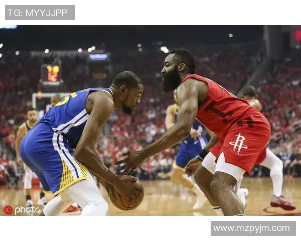 360直播勇士与火箭激战正酣精彩瞬间不容错过尽在此刻