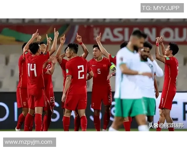 中国男足迎战菲律宾队员全力争胜展现实力与团结精神
