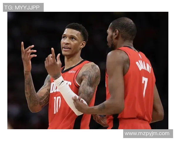 怀特塞德与小乔丹的对决谁能在篮下称王解析两位中锋的技术与风格差异 怀特塞德与小乔丹的对决谁能在篮下称王解析两位中锋的技术与风格差异