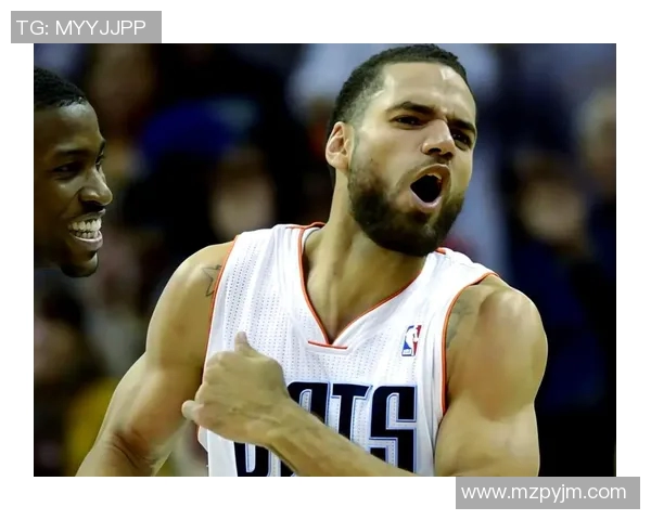 篮球明星泰勒的传奇之路与场外生活的精彩瞬间揭秘